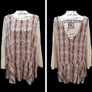 Umgee Lace Sleeve Top W/ Back Cut-out Detail